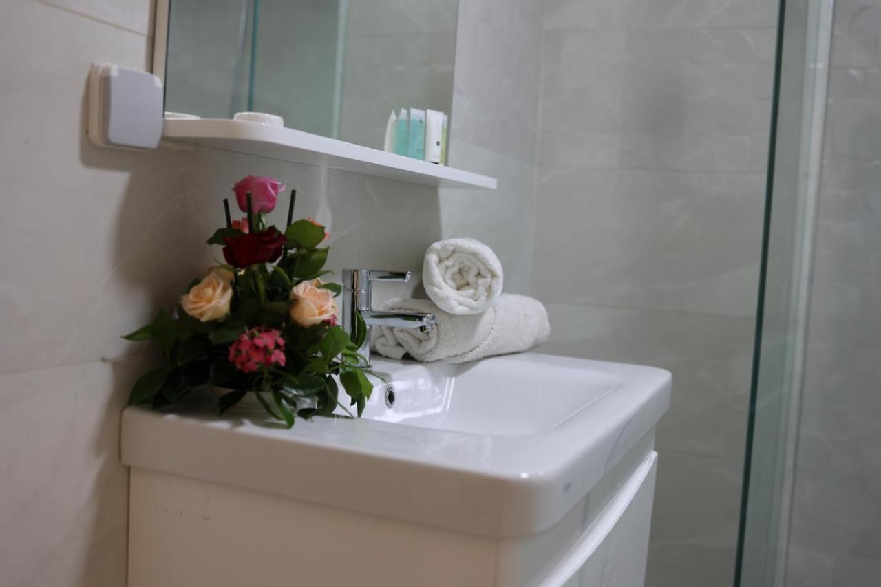 Hotel Des Lilas وجدة المظهر الخارجي الصورة