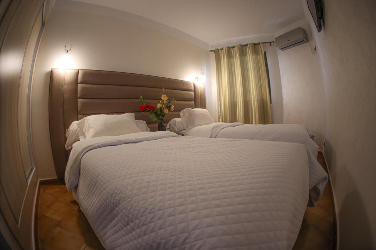 Hotel Des Lilas وجدة المظهر الخارجي الصورة